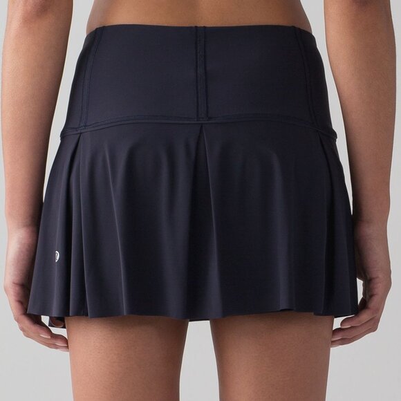 lululemon athletica Dresses & Skirts - Lululemon skirt Lost In Pace  Skort  Midnight Navy Golf Tennis skort sz 8 tall